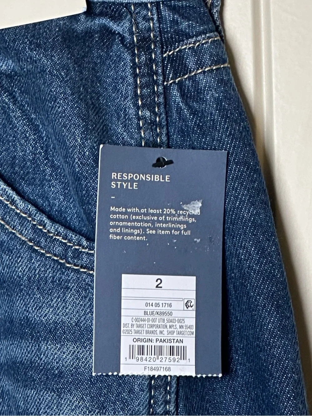 Women's High-Rise Easy Barrel Ankle Jeans - Universal Thread Medium Wash 2 NWT - Picture 15 of 15
